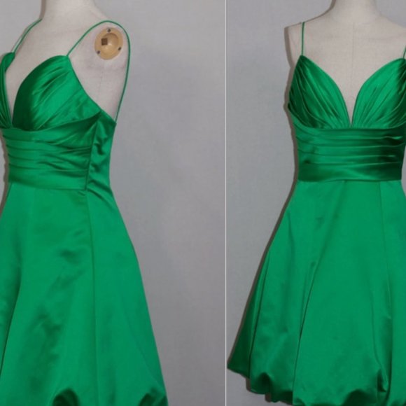 Da Vinci Green Pleated Gown - Picture 13 of 13